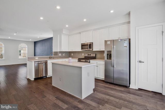 8100 MINER ST, Greenbelt, MD 20770