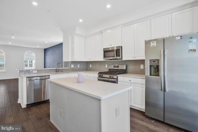 8100 MINER ST, Greenbelt, MD 20770