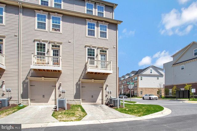 8100 MINER ST, Greenbelt, MD 20770