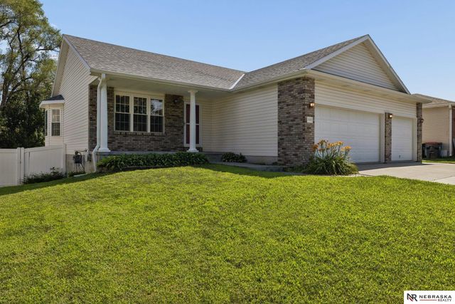 1541 Bordeaux Road, Lincoln, NE 68522