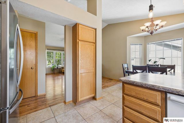 1541 Bordeaux Road, Lincoln, NE 68522