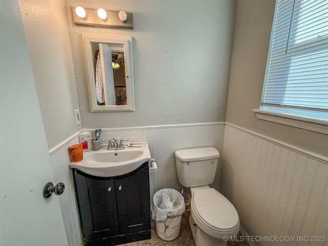 15721 W Clyde Maher, Tahlequah, OK 74464