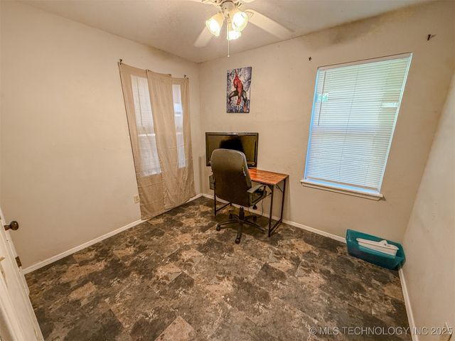 15721 W Clyde Maher, Tahlequah, OK 74464