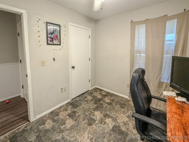 15721 W Clyde Maher, Tahlequah, OK 74464