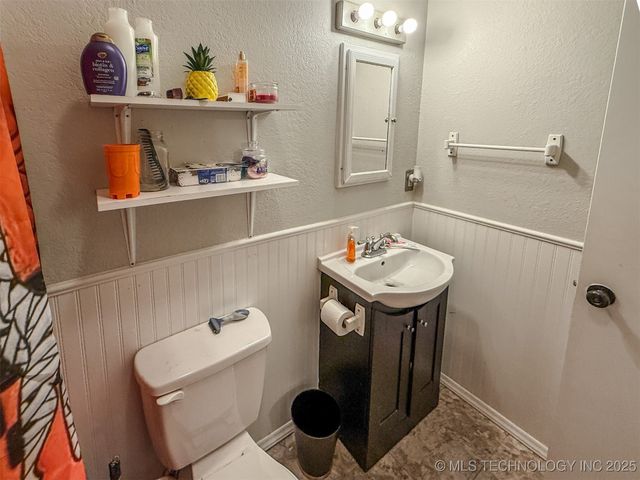 15721 W Clyde Maher, Tahlequah, OK 74464