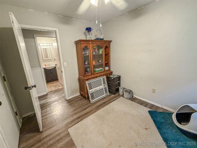 15721 W Clyde Maher, Tahlequah, OK 74464