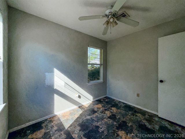 15721 W Clyde Maher, Tahlequah, OK 74464