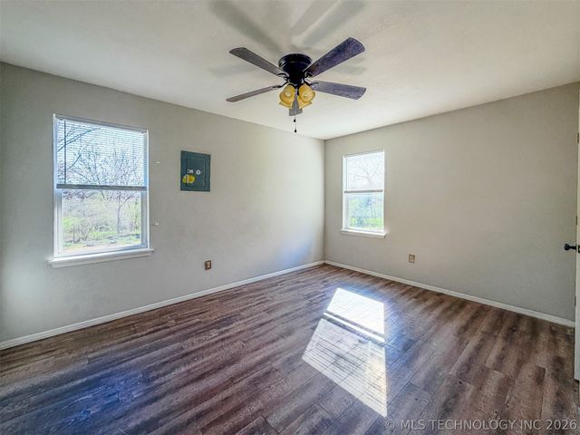 15721 W Clyde Maher, Tahlequah, OK 74464