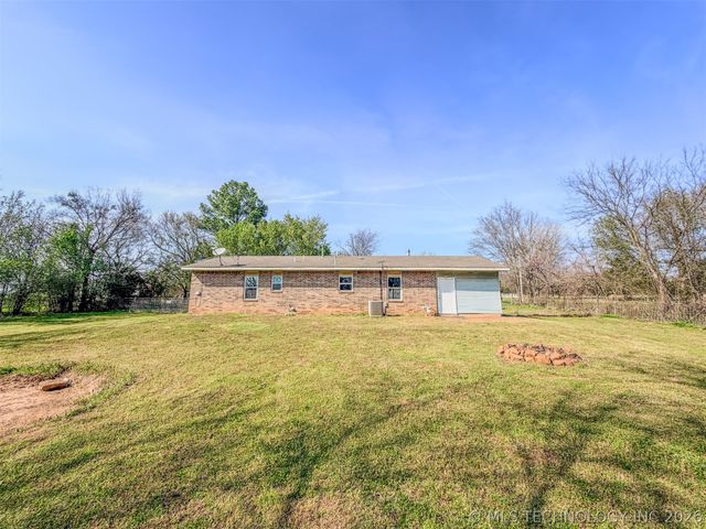 15721 W Clyde Maher, Tahlequah, OK 74464