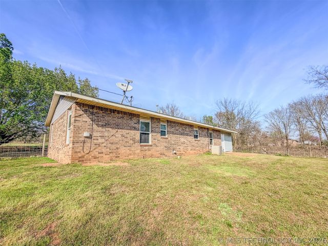 15721 W Clyde Maher, Tahlequah, OK 74464