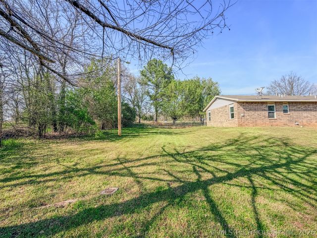15721 W Clyde Maher, Tahlequah, OK 74464