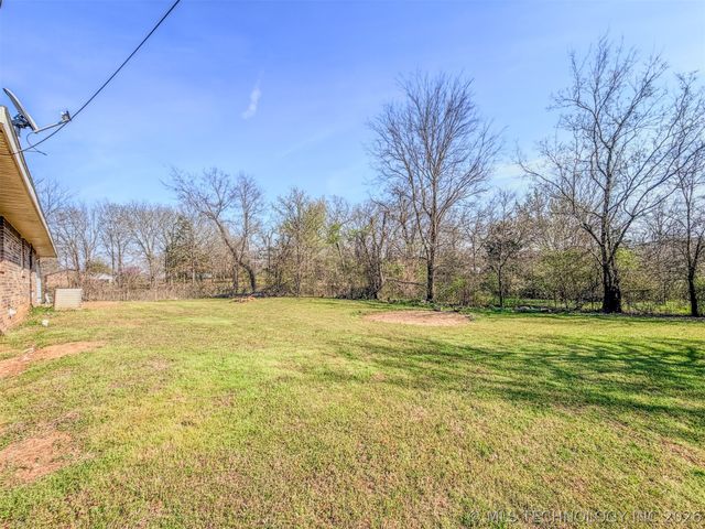 15721 W Clyde Maher, Tahlequah, OK 74464
