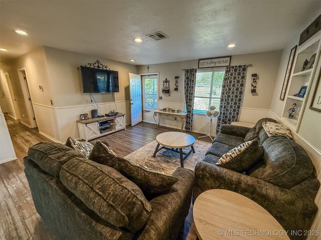 15721 W Clyde Maher, Tahlequah, OK 74464