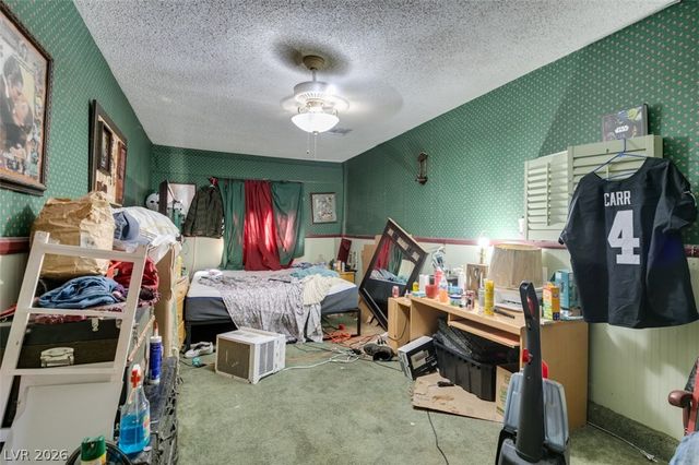 868 Shrubbery Lane, Las Vegas, NV 89110