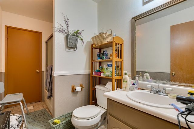 868 Shrubbery Lane, Las Vegas, NV 89110