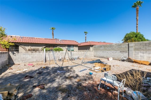 868 Shrubbery Lane, Las Vegas, NV 89110