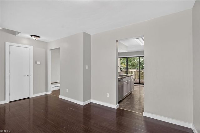 254 Bridgewater DR, Newport News, VA 23603