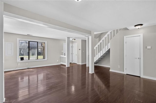 254 Bridgewater DR, Newport News, VA 23603