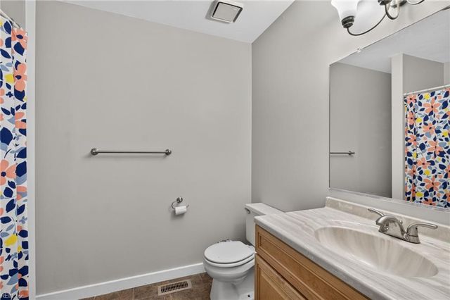 254 Bridgewater DR, Newport News, VA 23603