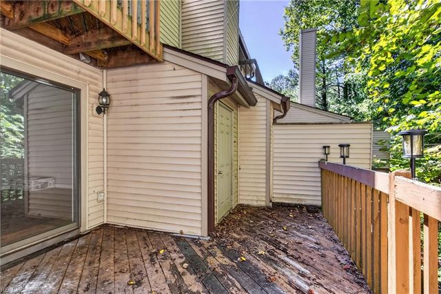 254 Bridgewater DR, Newport News, VA 23603