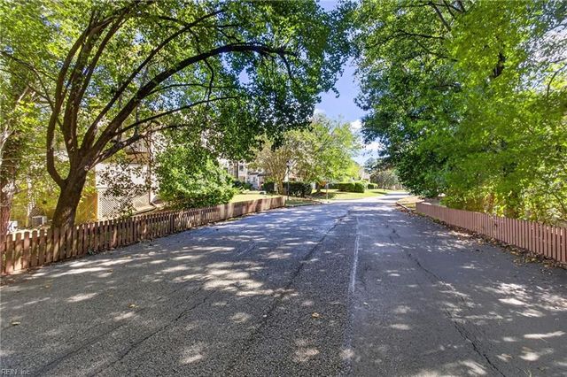 254 Bridgewater DR, Newport News, VA 23603