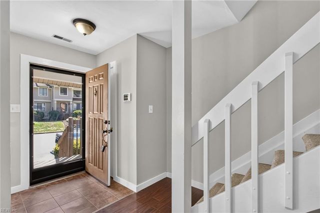 254 Bridgewater DR, Newport News, VA 23603