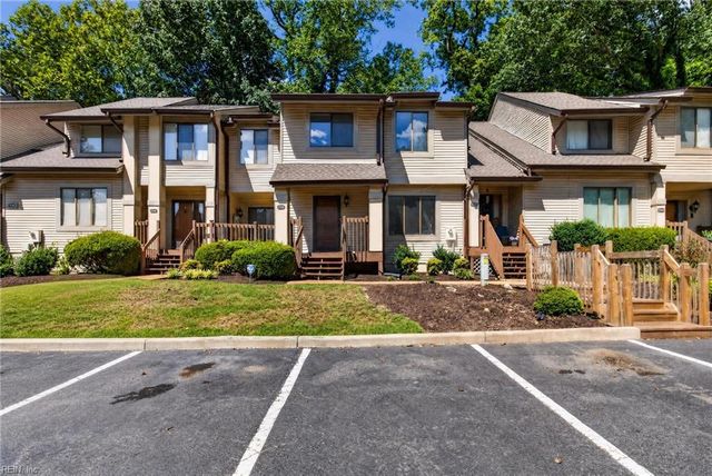 254 Bridgewater DR, Newport News, VA 23603