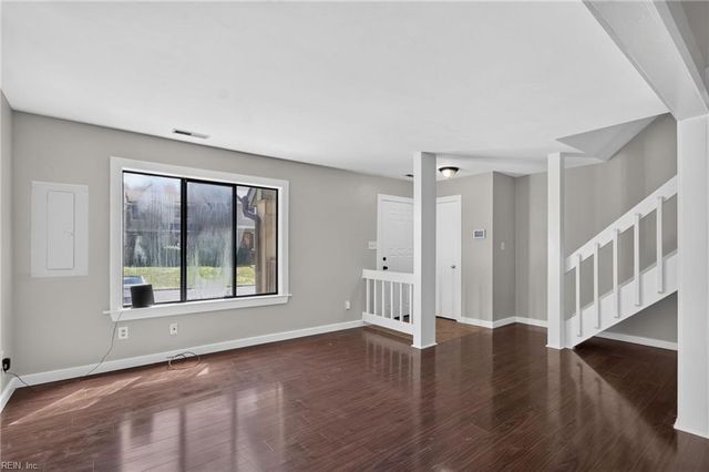 254 Bridgewater DR, Newport News, VA 23603