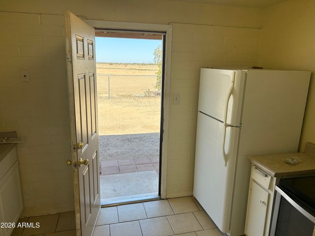 4220 N Granada Drive, Eloy, AZ 85131