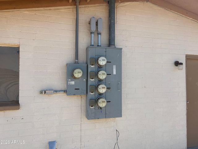 4220 N Granada Drive, Eloy, AZ 85131