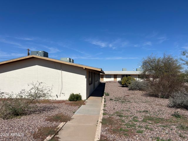 4220 N Granada Drive, Eloy, AZ 85131