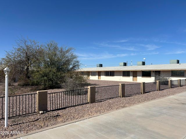 4220 N Granada Drive, Eloy, AZ 85131
