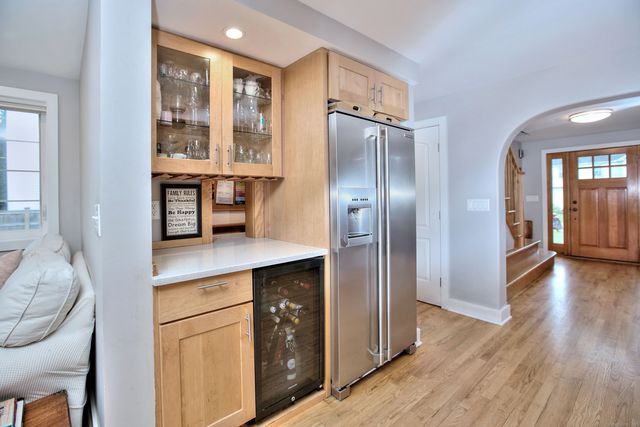 8 Bauer Place, Westport, CT 06880