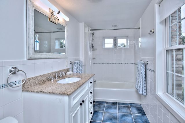 8 Bauer Place, Westport, CT 06880