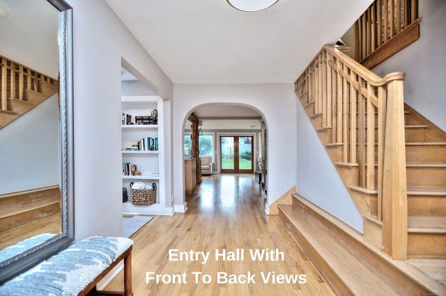 8 Bauer Place, Westport, CT 06880