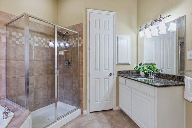 8012 Barrymoore Lane, Plano, TX 75025