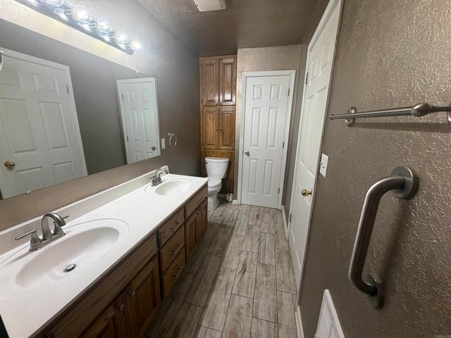 905 W Unity Road, Paragould, AR 72450