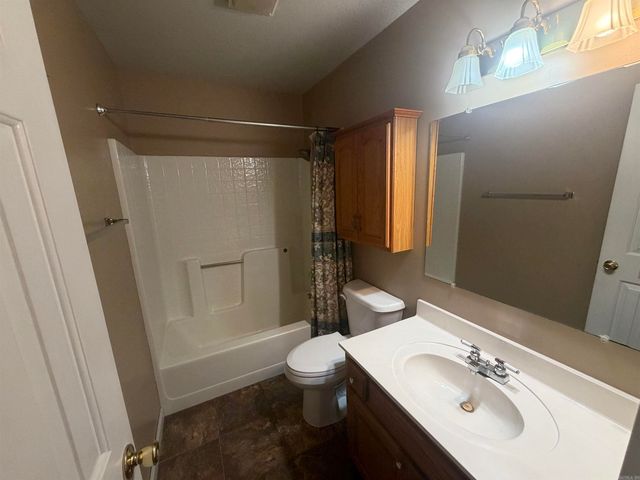 905 W Unity Road, Paragould, AR 72450