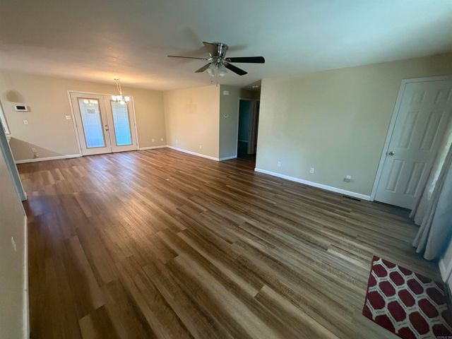 905 W Unity Road, Paragould, AR 72450
