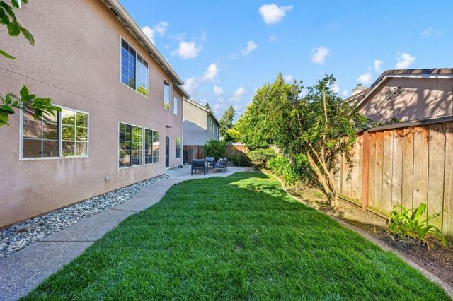 914 Arrowtail Terrace, Fremont, CA 94536