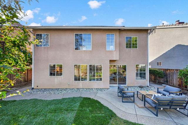 914 Arrowtail Terrace, Fremont, CA 94536
