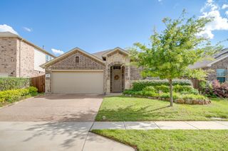 8621 Glenburne Drive, Fort Worth, TX 76131