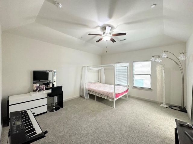 4825 Paddock Trail, Carrollton, TX 75010