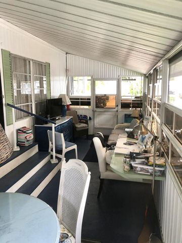 610 Frangipani Lane, Deerfield Beach, FL 33442