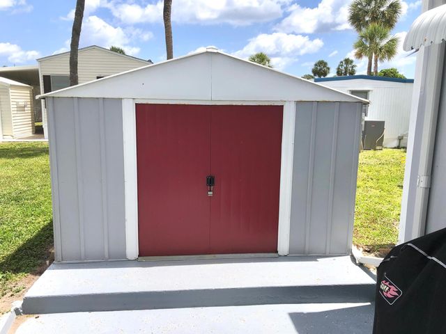 610 Frangipani Lane, Deerfield Beach, FL 33442