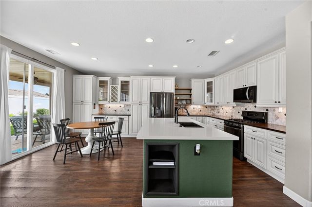 29114 Light Sails Court, Menifee, CA 92585