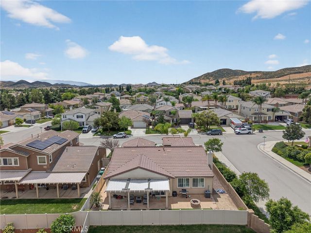 29114 Light Sails Court, Menifee, CA 92585