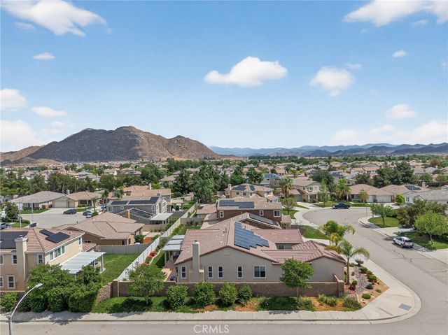 29114 Light Sails Court, Menifee, CA 92585