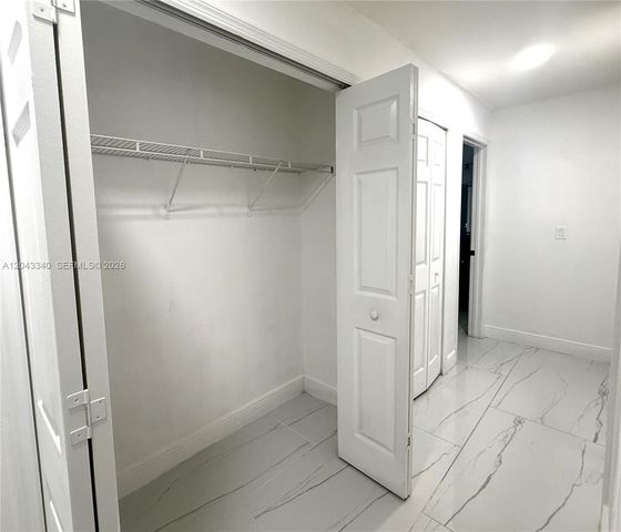 313 NW 16 PL, Cape Coral, FL 33993