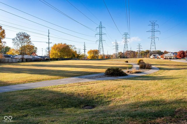 1300 Shenandoah Drive, Lafayette, IN 47905